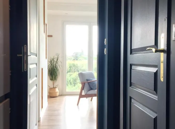 Ξενοδοχείο με διαμερίσματα Les Sapins Verts Σαιν-Λο